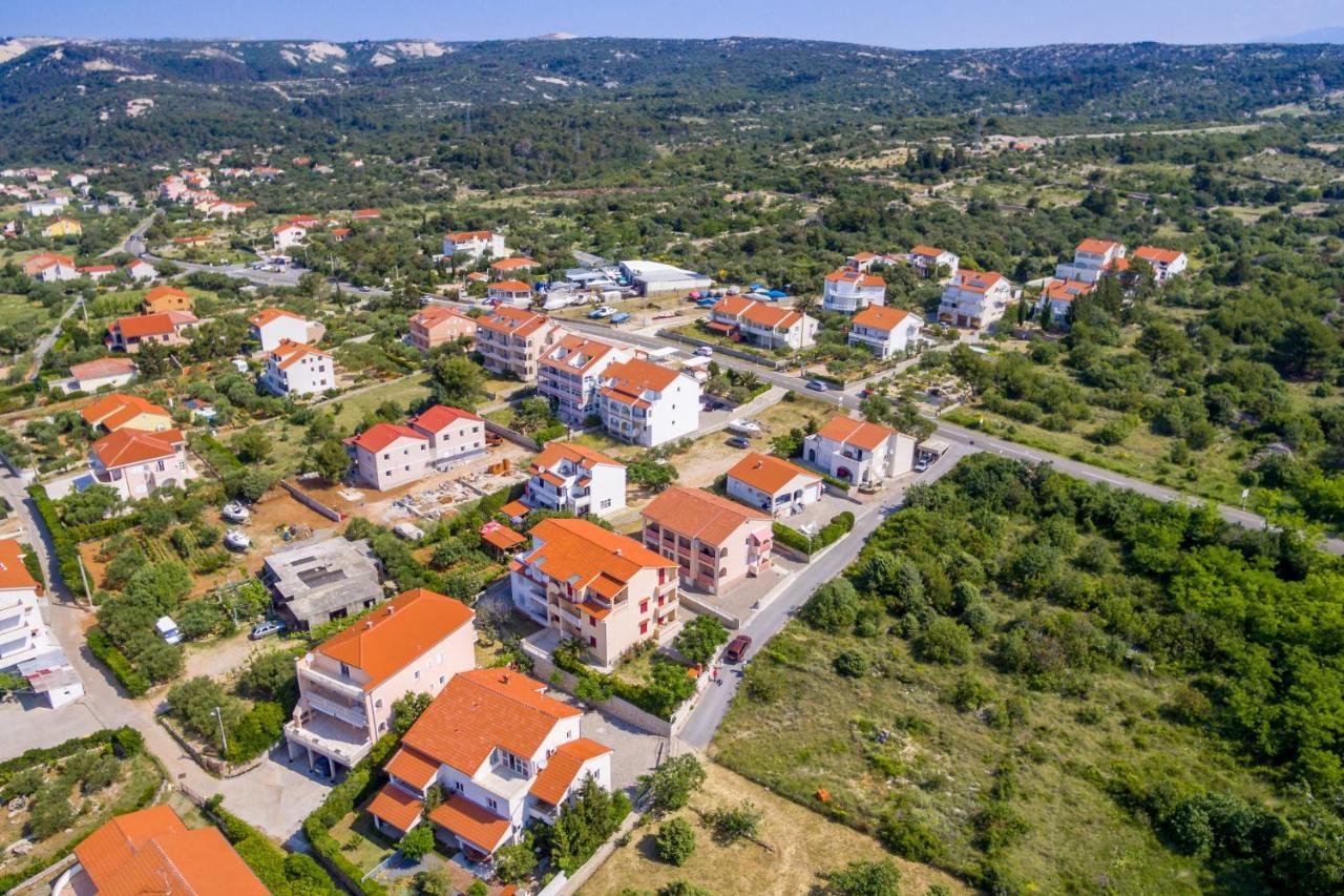 Apartment Tonka Barbat na Rabu Kültér fotó
